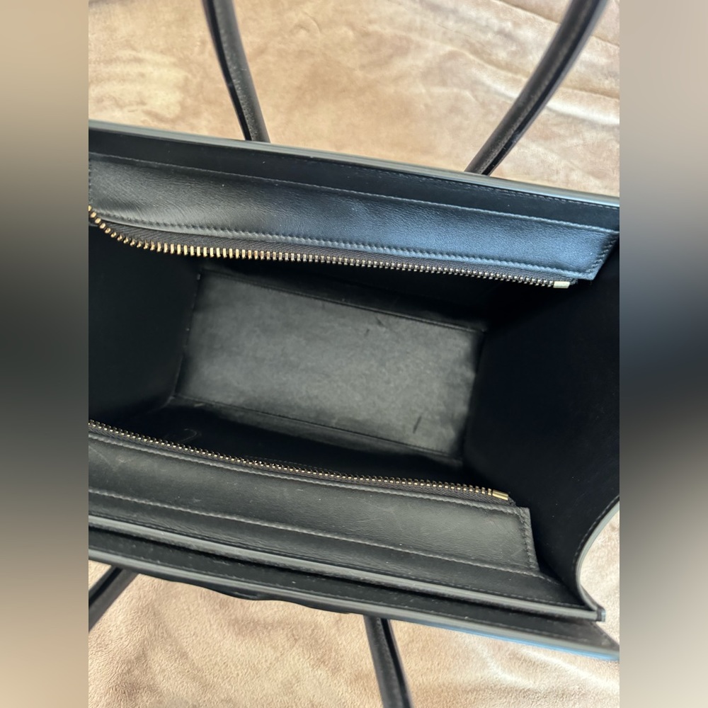 Celine Luggage in Mirco - Picture 10 of 15